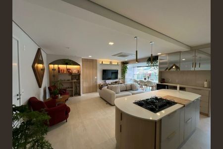 Apartamento à venda com 130m², 2 quartos e 2 vagas