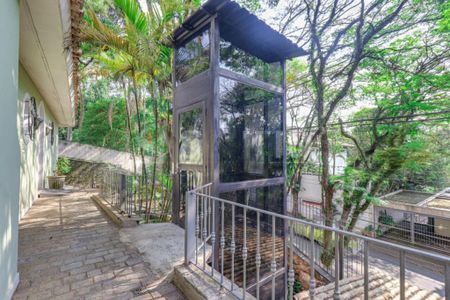 Casa à venda com 297m², 4 quartos e 3 vagas