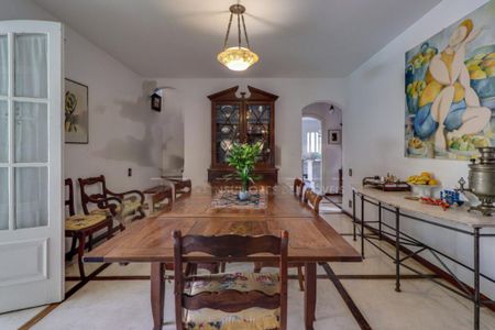 Casa à venda com 4 quartos, 297m² em Fazenda Morumbi, São Paulo