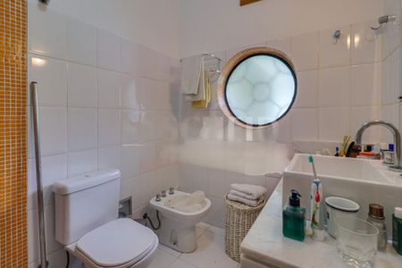 Casa à venda com 297m², 4 quartos e 3 vagas