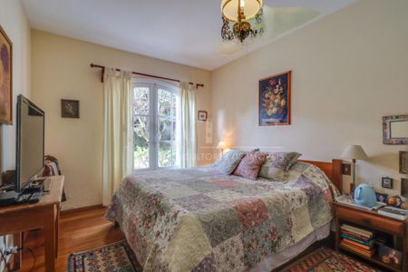 Casa à venda com 297m², 4 quartos e 3 vagas