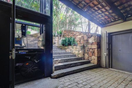 Casa à venda com 297m², 4 quartos e 3 vagas