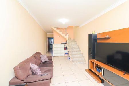 Sala de casa à venda com 3 quartos, 150m² em Cidade Antônio Estêvão de Carvalho, São Paulo