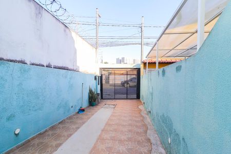 Garagem de casa à venda com 3 quartos, 150m² em Cidade Antônio Estêvão de Carvalho, São Paulo