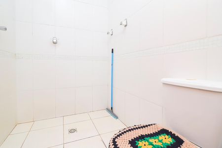 Banheiro da Suíte de casa à venda com 3 quartos, 150m² em Cidade Antônio Estêvão de Carvalho, São Paulo