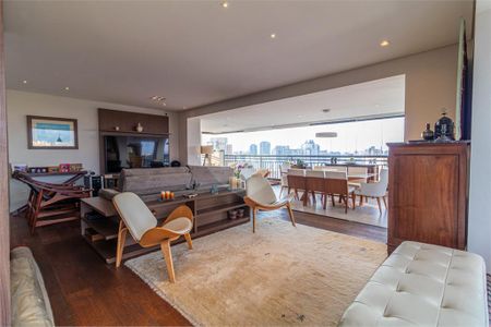 Apartamento à venda com 4 quartos, 208m² em Alto da Boa Vista, São Paulo