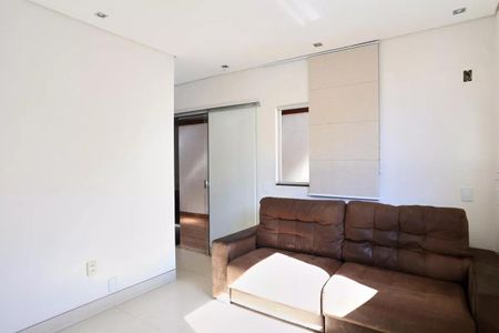 Foto 01 de casa à venda com 3 quartos, 217m² em Santa Efigênia, Belo Horizonte