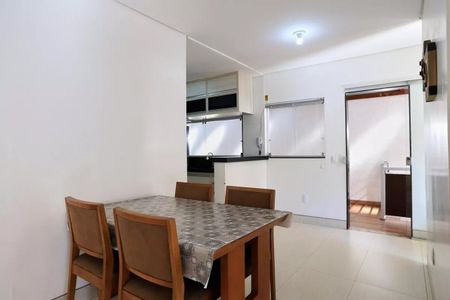 Foto 04 de casa à venda com 3 quartos, 217m² em Santa Efigênia, Belo Horizonte