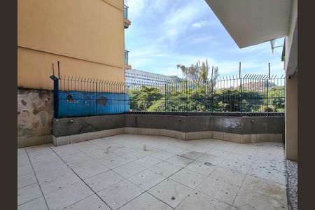 Apartamento à venda com 68m², 2 quartos e 1 vaga Apartamento à venda com 68m², 2 quartos e 1 vagaÁrea comum - Playground