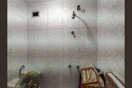 Apartamento à venda com 68m², 2 quartos e 1 vaga Apartamento à venda com 68m², 2 quartos e 1 vagaBanheiro de serviço