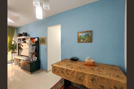 Apartamento à venda com 68m², 2 quartos e 1 vaga Apartamento à venda com 68m², 2 quartos e 1 vagaSala