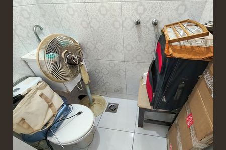 Apartamento à venda com 68m², 2 quartos e 1 vaga Apartamento à venda com 68m², 2 quartos e 1 vagaBanheiro de serviço