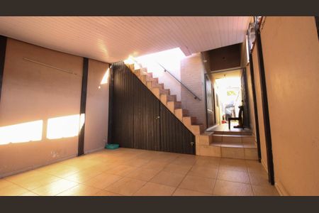 Casa para alugar com 110m², 3 quartos e 1 vaga