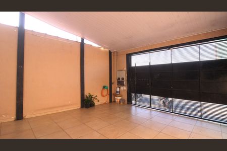 Casa para alugar com 110m², 3 quartos e 1 vaga