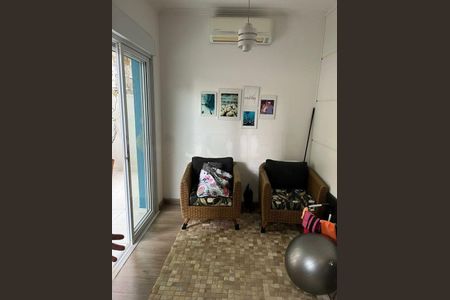 Casa à venda com 3 quartos, 230m² em Campo Belo, São Paulo