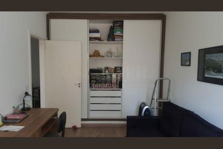 Casa à venda com 3 quartos, 230m² em Campo Belo, São Paulo