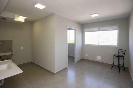 Sala de apartamento para alugar com 2 quartos, 32m² em Quinta da Paineira, São Paulo