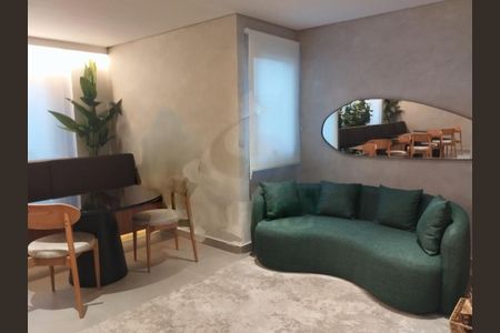 Apartamento à venda com 3 quartos, 78m² em Vila Sao Paulo, São Paulo