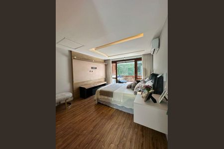 Casa à venda com 3 quartos, 200m² em Itaim Bibi, São Paulo