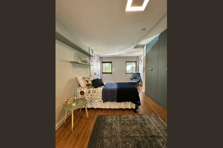 Casa à venda com 3 quartos, 200m² em Itaim Bibi, São Paulo