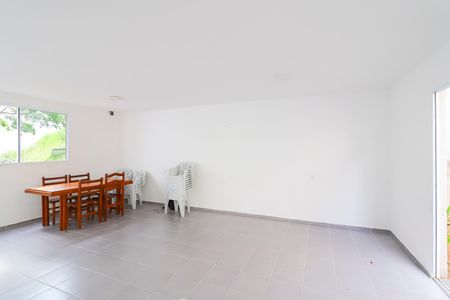 Apartamento para alugar com 38m², 2 quartos e sem vagaÁrea comum - Salão de festas