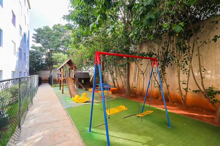 Apartamento para alugar com 38m², 2 quartos e sem vagaÁrea comum - Playground
