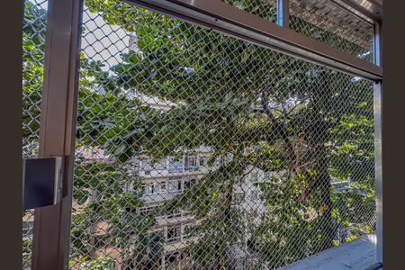 Apartamento à venda com 80m², 2 quartos e 1 vaga