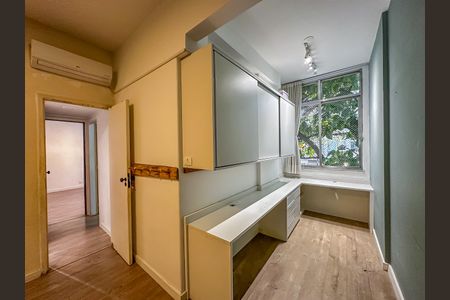 Apartamento à venda com 80m², 2 quartos e 1 vaga