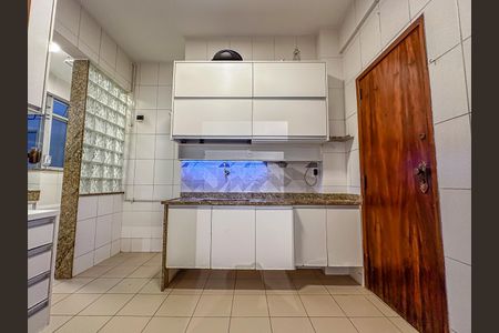 Apartamento à venda com 80m², 2 quartos e 1 vaga