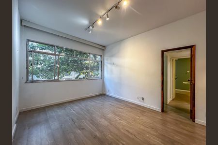 Apartamento à venda com 2 quartos, 80m² em Laranjeiras, Rio de Janeiro