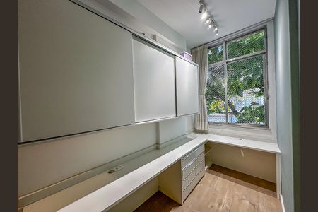 Apartamento à venda com 80m², 2 quartos e 1 vaga
