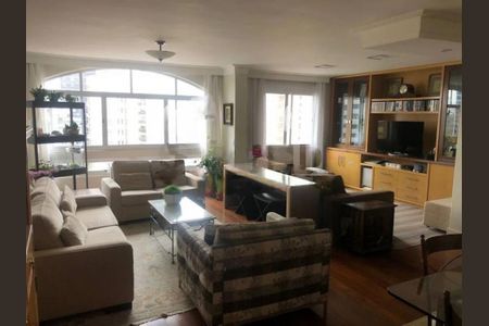 Apartamento à venda com 2 quartos, 123m² em Itaim Bibi, São Paulo