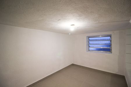 Casa para alugar com 200m², 2 quartos e 1 vagaQuarto de Serviço