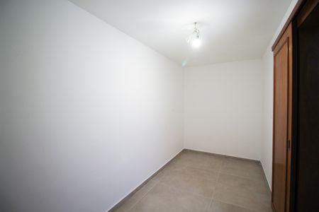 Casa para alugar com 200m², 2 quartos e 1 vagaEscritório