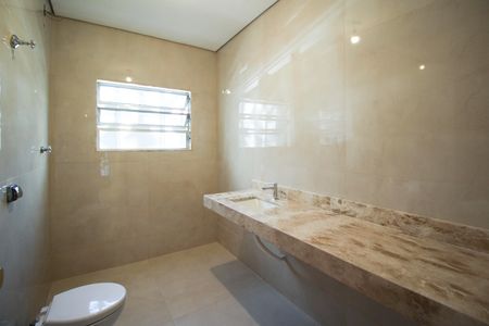Casa para alugar com 200m², 2 quartos e 1 vagaBanheiro