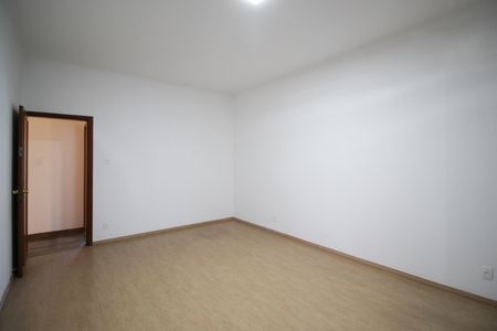 Casa para alugar com 200m², 2 quartos e 1 vagaQuarto 1