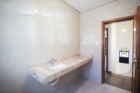 Casa para alugar com 200m², 2 quartos e 1 vagaBanheiro