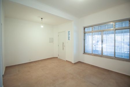Casa para alugar com 200m², 2 quartos e 1 vagaSala