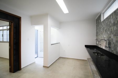 Casa para alugar com 200m², 2 quartos e 1 vagaCozinha