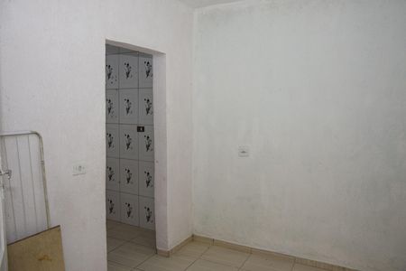 Sala de casa para alugar com 1 quarto, 60m² em Jardim Guaruja, Embu das Artes