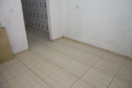 Sala de casa para alugar com 1 quarto, 60m² em Jardim Guaruja, Embu das Artes