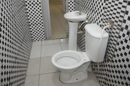 Casa para alugar com 60m², 1 quarto e sem vagaBanheiro