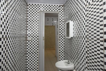 Casa para alugar com 60m², 1 quarto e sem vagaBanheiro