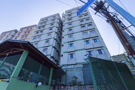 Apartamento à venda com 87m², 3 quartos e sem vaga Apartamento à venda com 87m², 3 quartos e sem vagaFachada