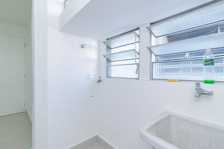 Apartamento à venda com 87m², 3 quartos e sem vaga Apartamento à venda com 87m², 3 quartos e sem vagaLavanderia