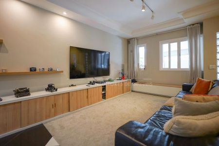 Casa à venda com 2 quartos, 137m² em Chácara Santo Antônio (Zona Sul), São Paulo
