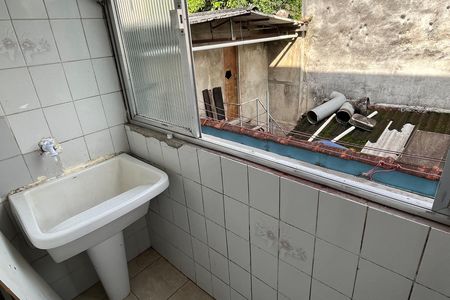 Apartamento para alugar com 60m², 3 quartos e 1 vagaÁrea de Serviço