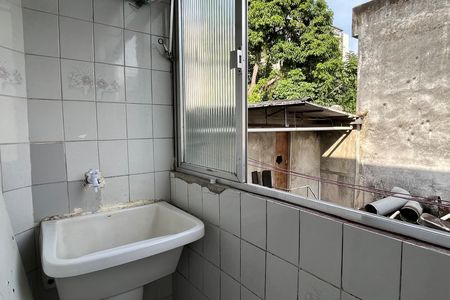 Apartamento para alugar com 60m², 3 quartos e 1 vagaÁrea de Serviço