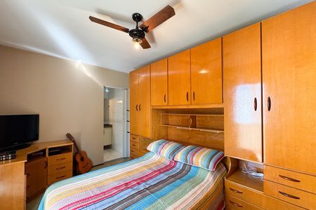 Casa à venda com 180m², 3 quartos e 2 vagas Casa à venda com 180m², 3 quartos e 2 vagasSuíte 2