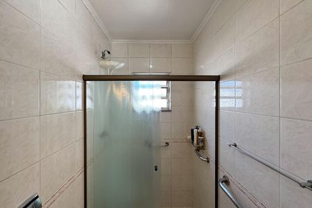 Casa à venda com 180m², 3 quartos e 2 vagas Casa à venda com 180m², 3 quartos e 2 vagasBanheiro - Suíte 1